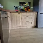 Calme Et Paisible Maison Au Milieu De La Foret بيت للعطل *