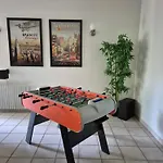 Calme Et Paisible Maison Au Milieu De La Foret بيت للعطل